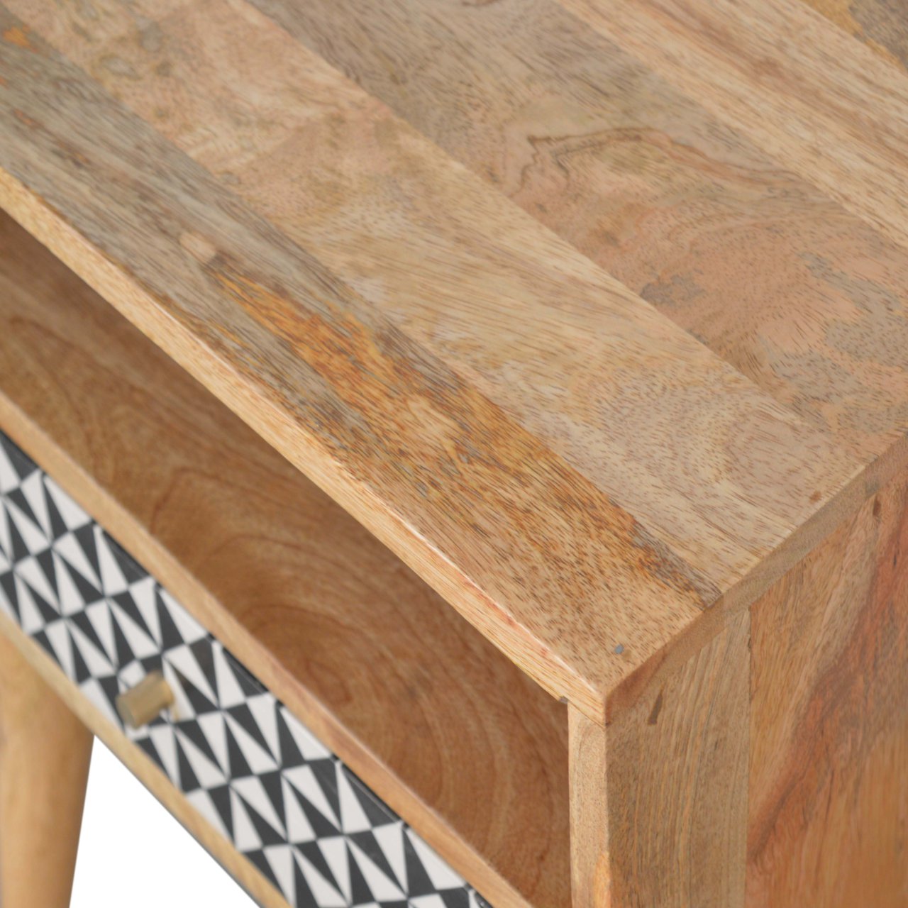 Rafina Nightstand