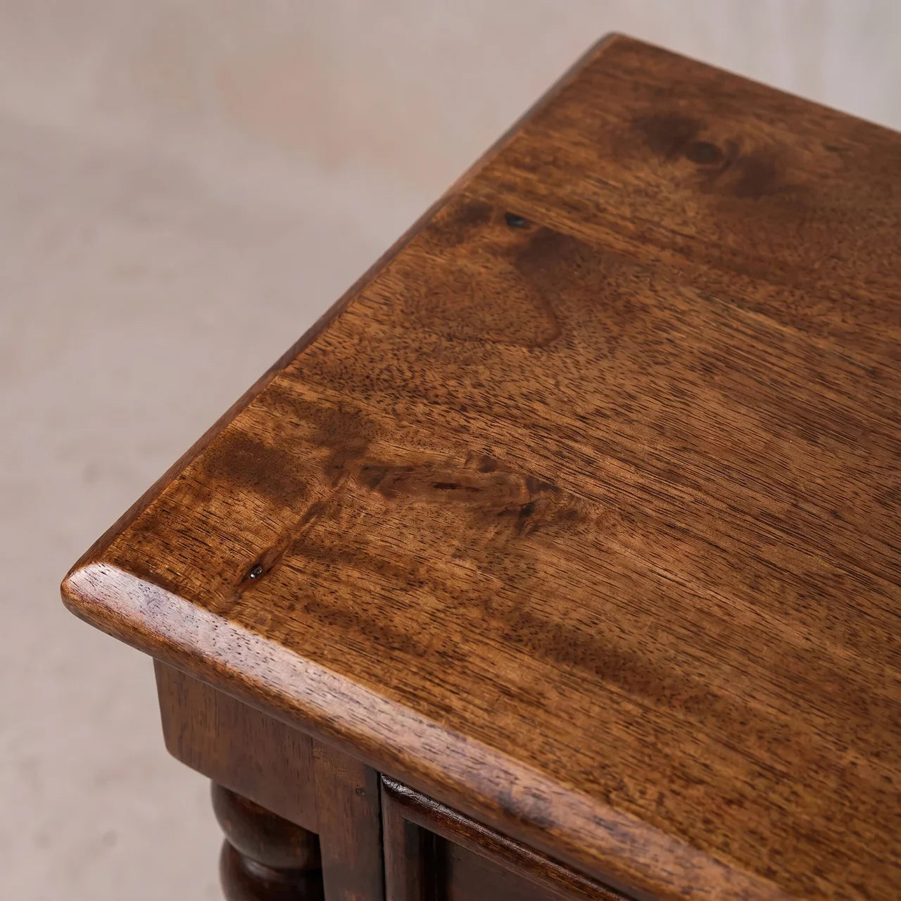 Solid Wood Winewood Oak Nightstand 21.5"