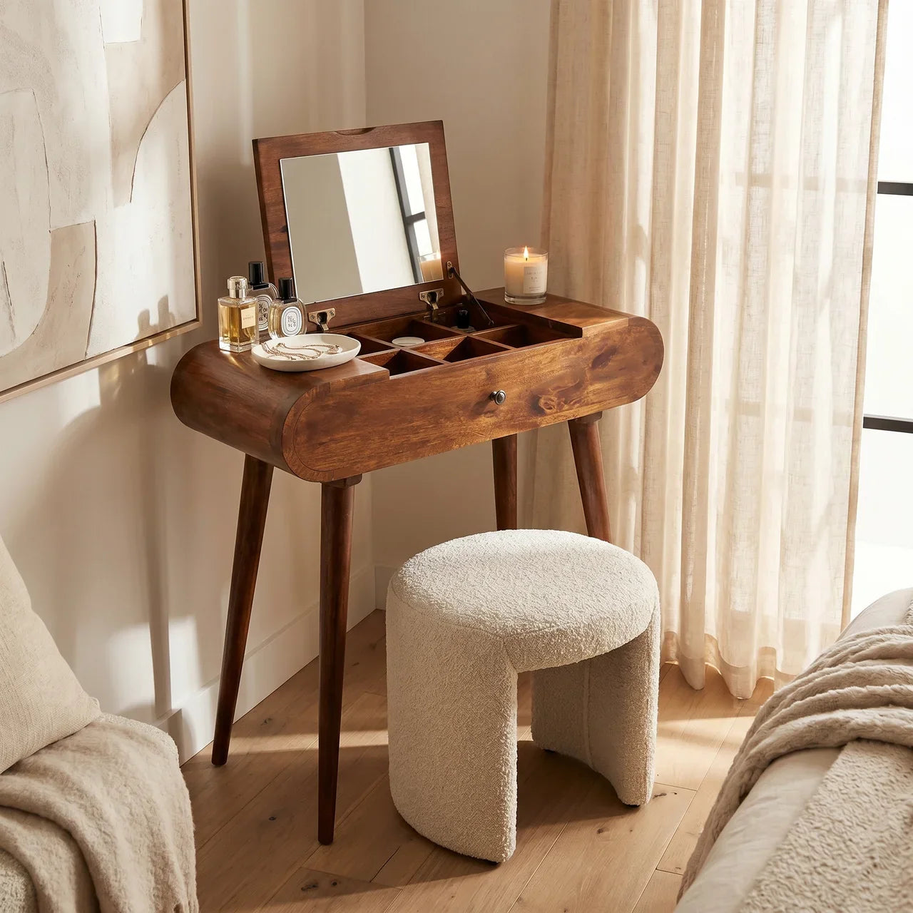 Mini Round Chestnut Fold Vanity