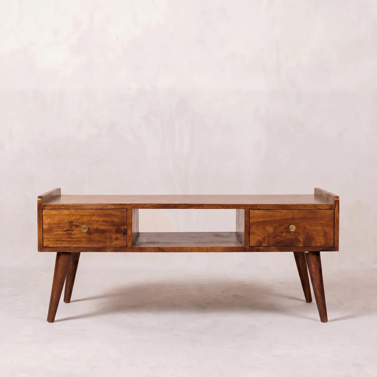 Elevated Chestnut Media Unit