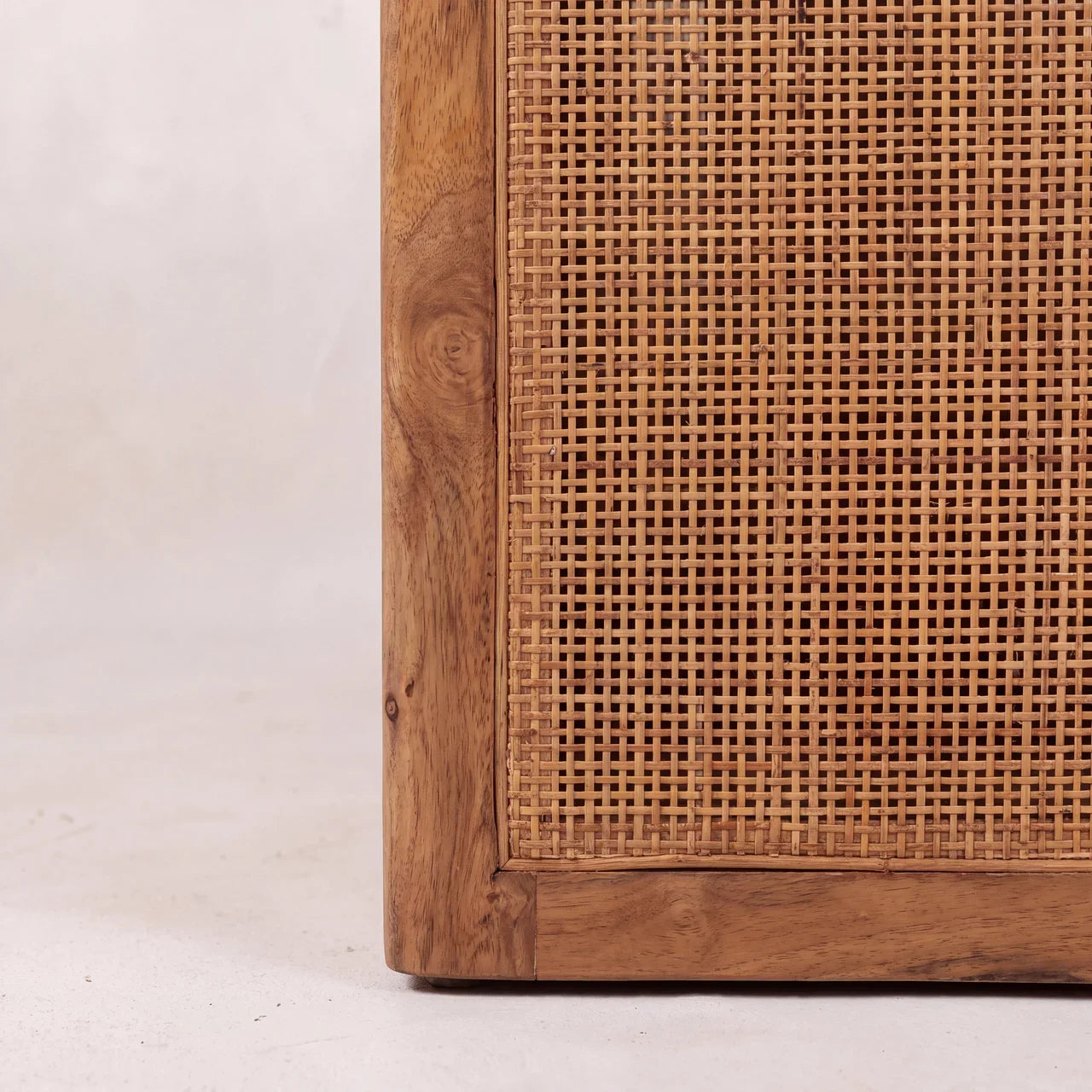 Larissa Storage Box