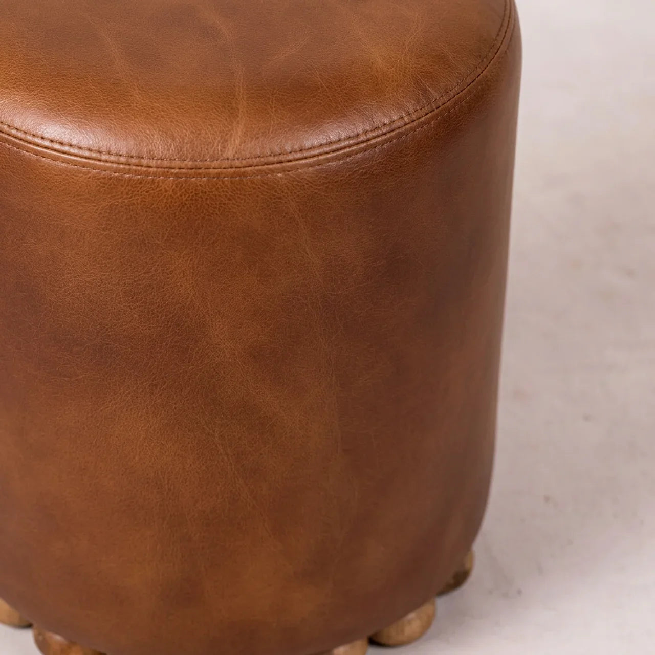 Bola Leather Stool