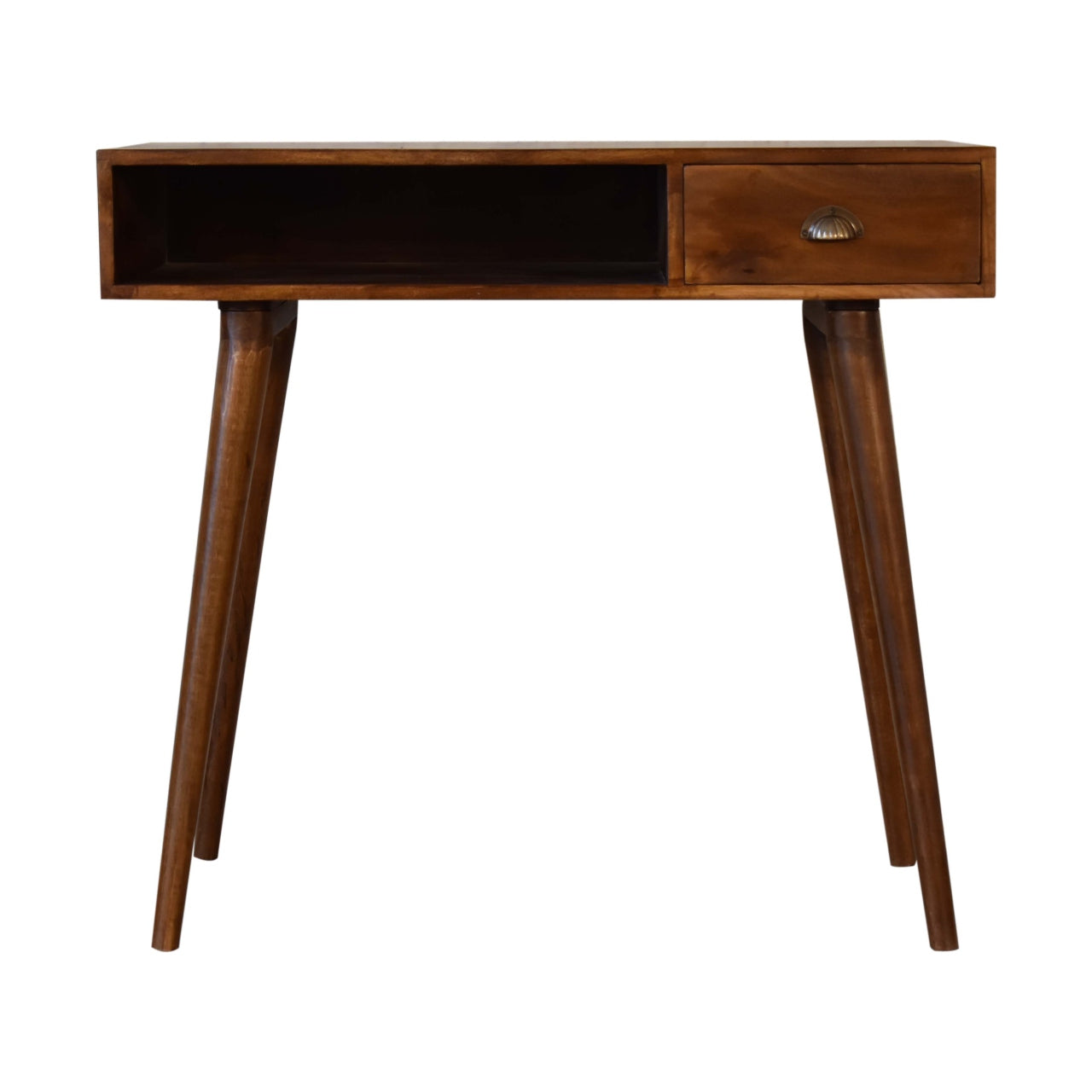 U-Round London Chestnut Media Unit