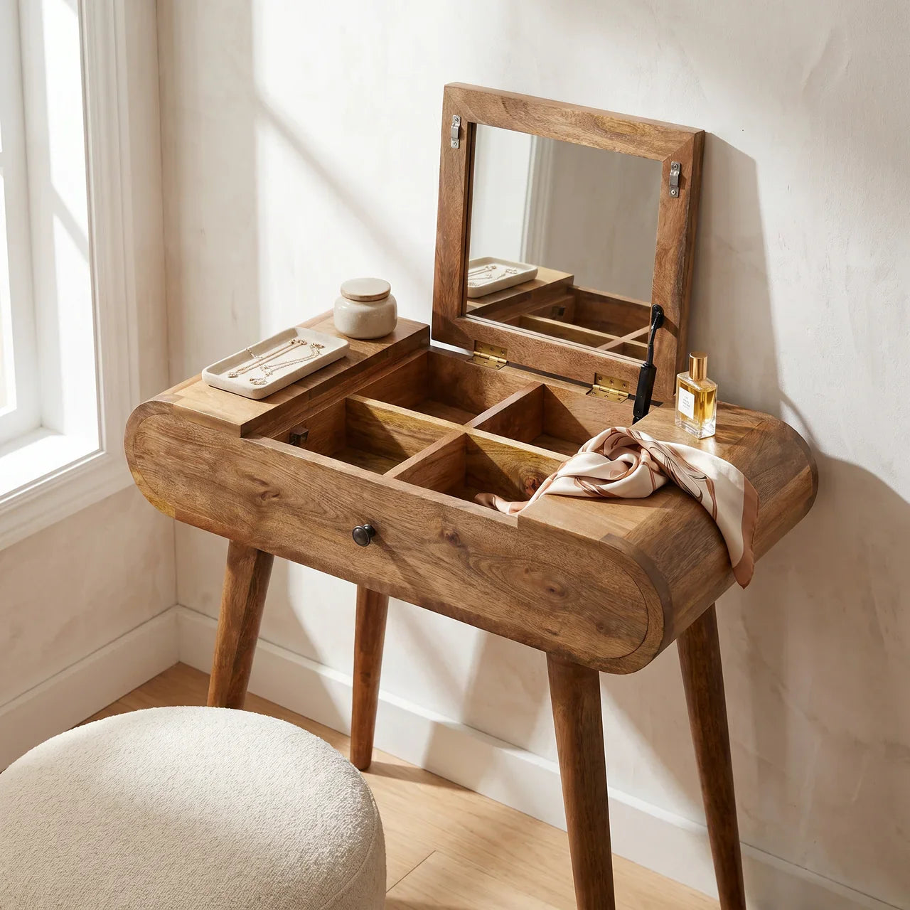 Mini Oak-ish Round Dressing Table