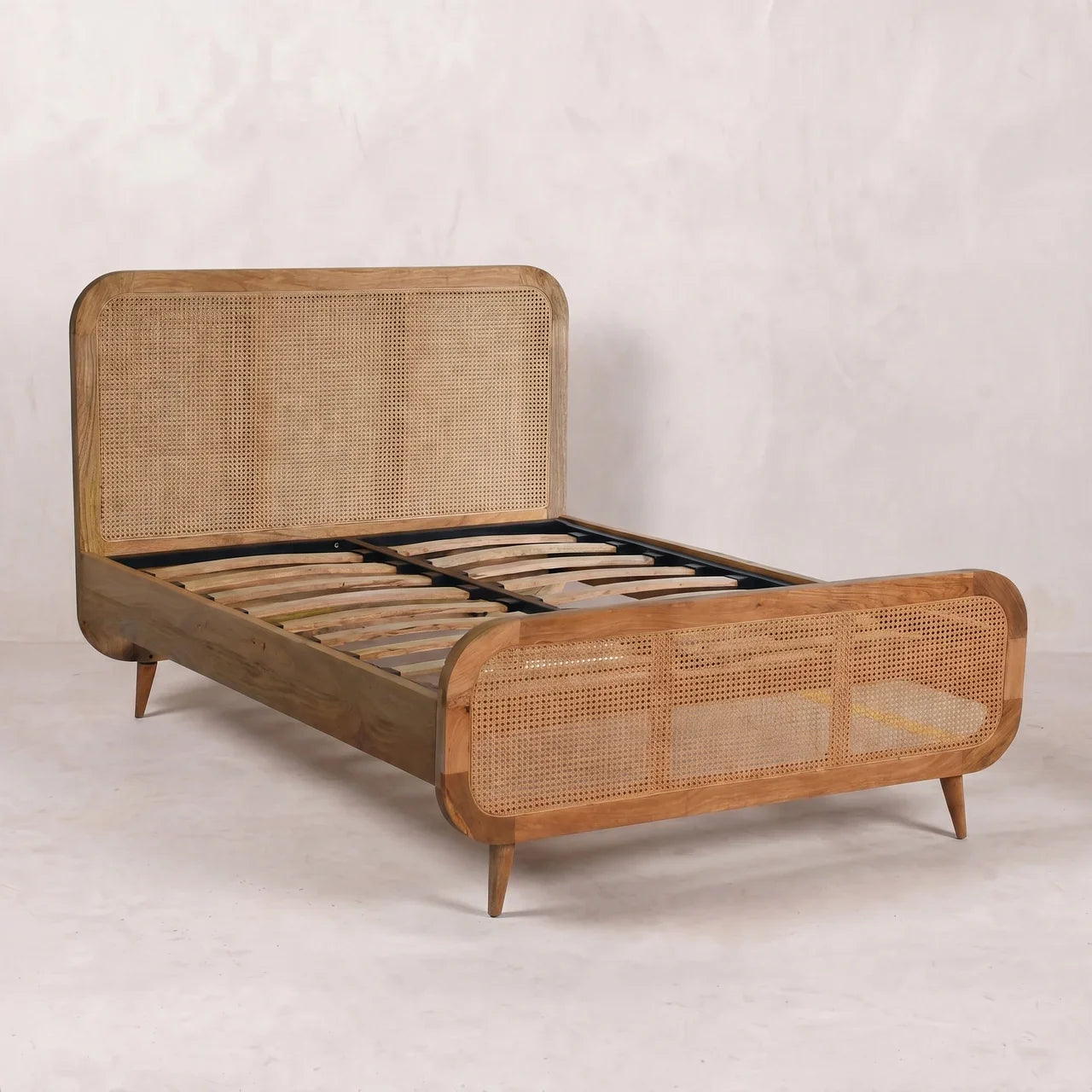 Rattan Bed