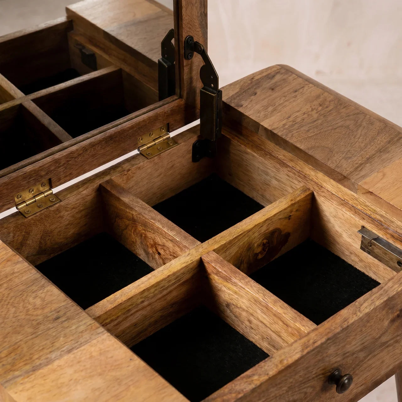 Mini Oak-ish Round Dressing Table