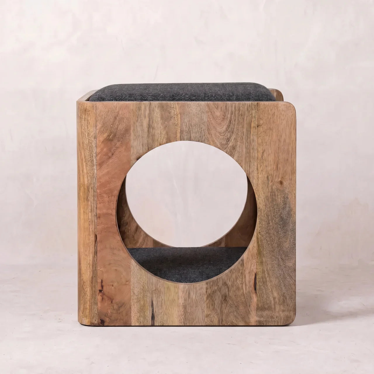 Round Cut-out Pet Bed with Seat Pad