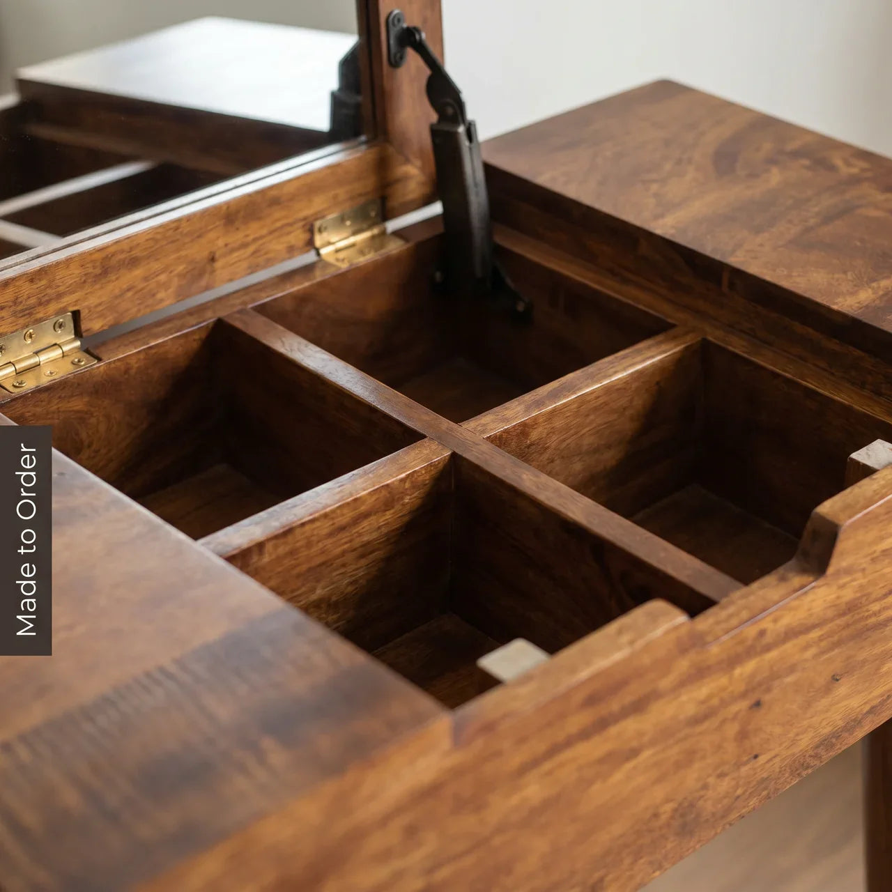 Mini Chestnut Fold Vanity