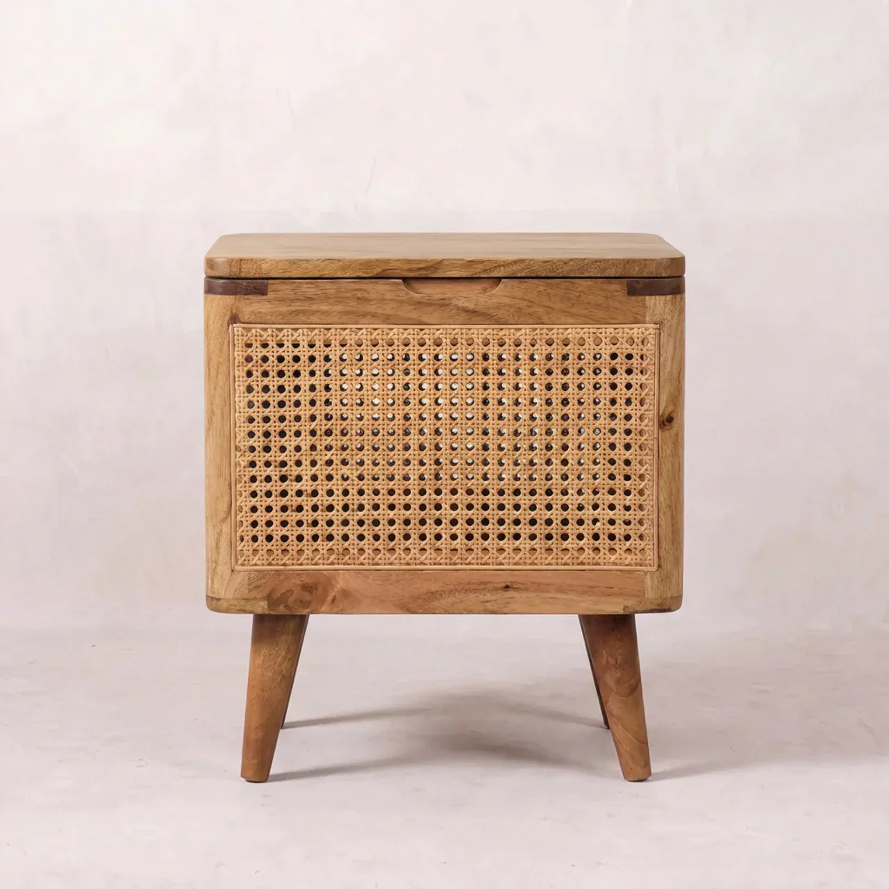 Larissa Lid-up Storage Stool