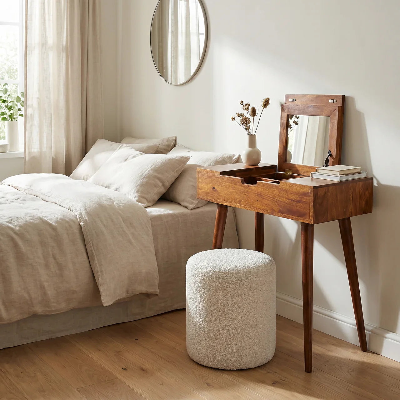 Mini Chestnut Fold Vanity